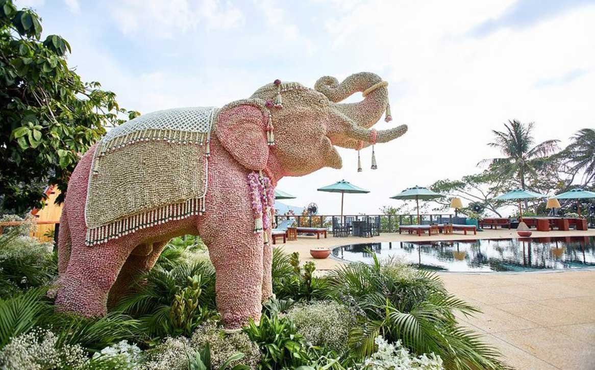 Elephant Decor Details for The Perfect Extravagant Wedding