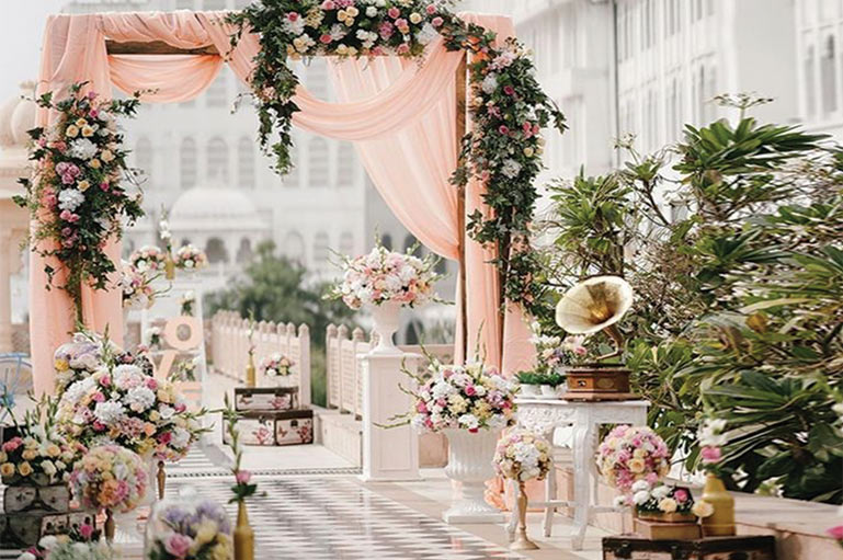 Top Entrance Décor Ideas to dazzle your guests!