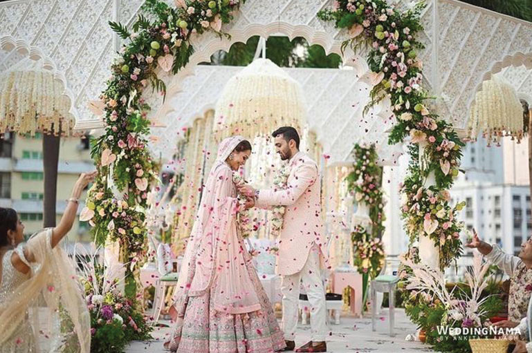 Bring the allure of Mogra with Top Mogra uses in wedding