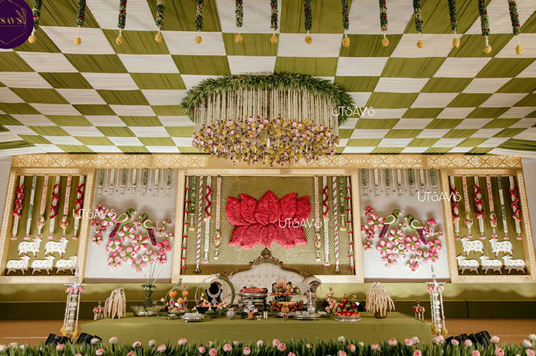 Blushing Brides and Beaming Blooms: Unforgettable South Indian Wedding Decor Ideas