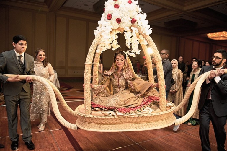 Doli Decor Dhamaka: When the Bride's Exit Is Worthy of More Than Phool Alone