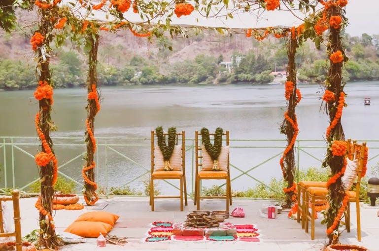 Marigolds & Masala Chai: The Mandap That Smells Better Than Your Kitchen