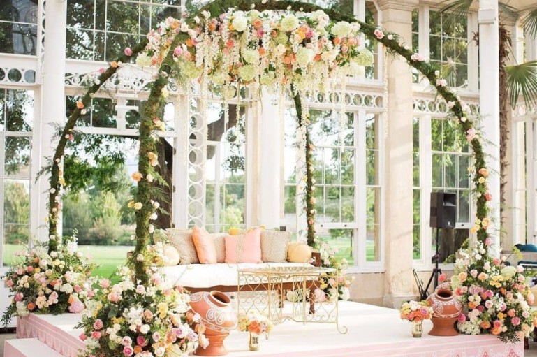 Pastels in Summer Weddings: Soft, Not Washed Out